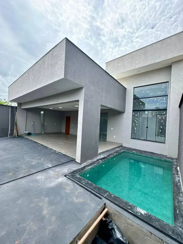 Casa Nova à Venda no Residencial Monte Cristo 3 Suítes Piscina Trindade/GOModern...