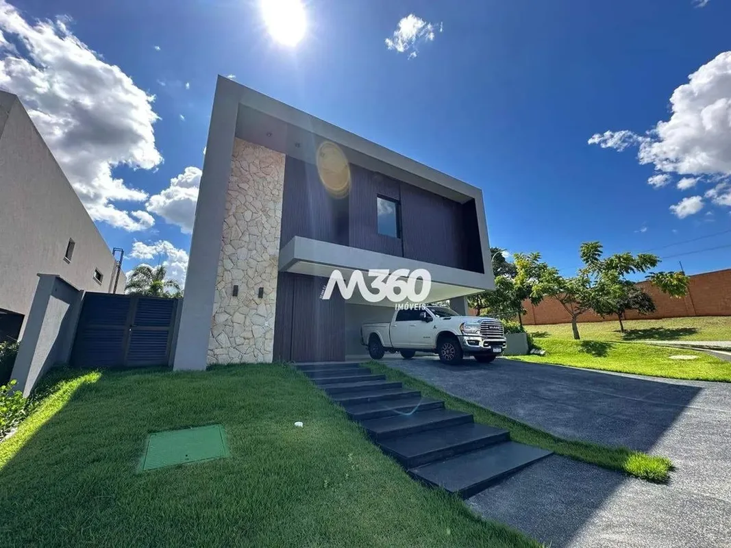 ?Sobrado Alphaville Araguaia?Terreno: 501,85 m² ?Construção: 380,18 m²Destaques:...