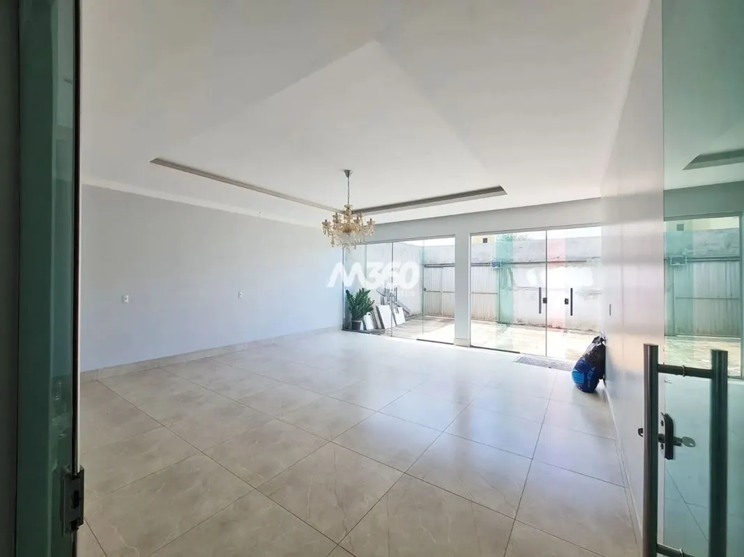 ?Chácara em Aparecida de Goiânia?Área com 2514m²?Área construída 350m²?Sobrado c...