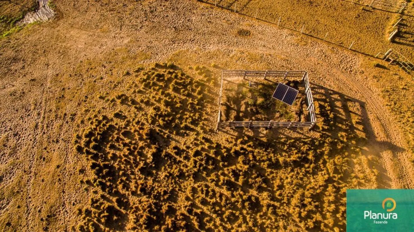 RELATÓRIO FAZENDA PLANURA: Área total da fazenda : 1.805,37 ha 373,01 alqueires ...