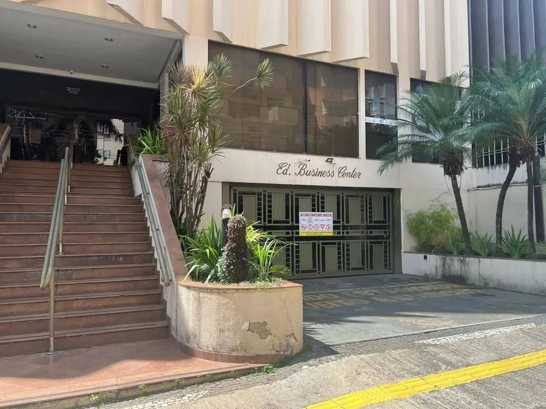 Sala Comercial à Venda Edifício Business Center 44m² Setor Oeste GoiâniaExcelent...