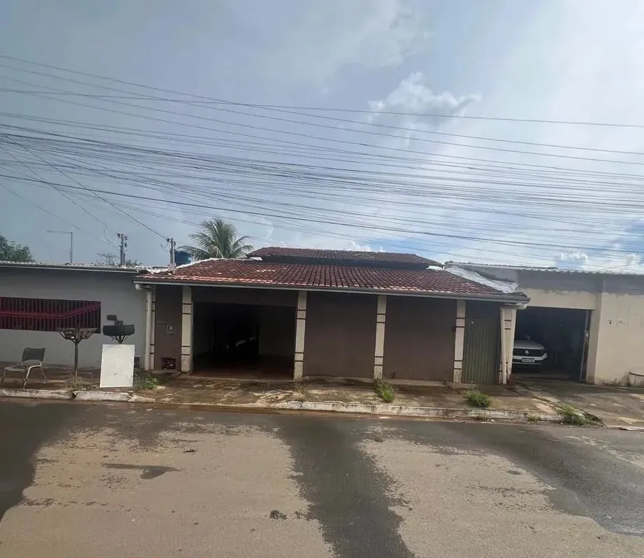 Casa térrea - Setor das Nações Goiânia/GOBairro tranquilo e bem localizado, com ...