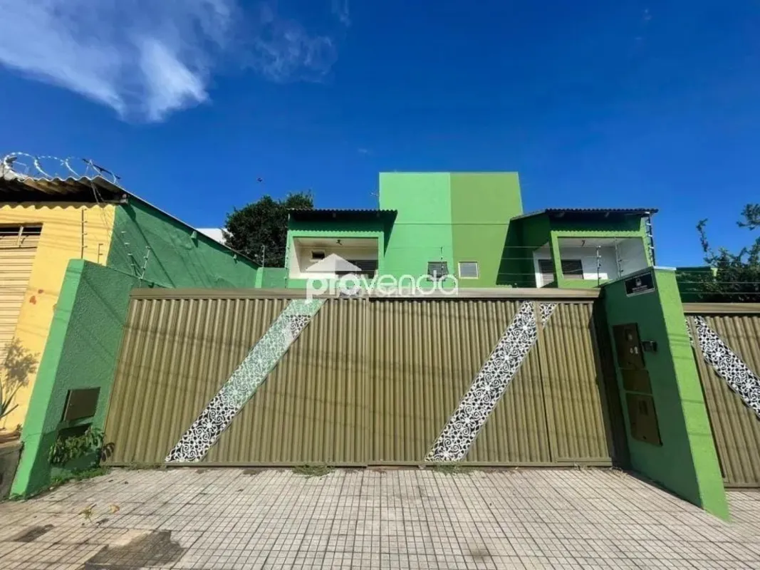 Sobrado à Venda ? Setor Serrinha, Goiânia/GOExcelente sobrado localizado em regi...