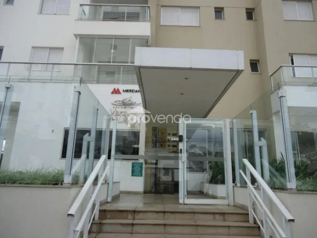 Apartamento para venda com 2 quartos sendo 1 suíte, todos com armários, banheiro...