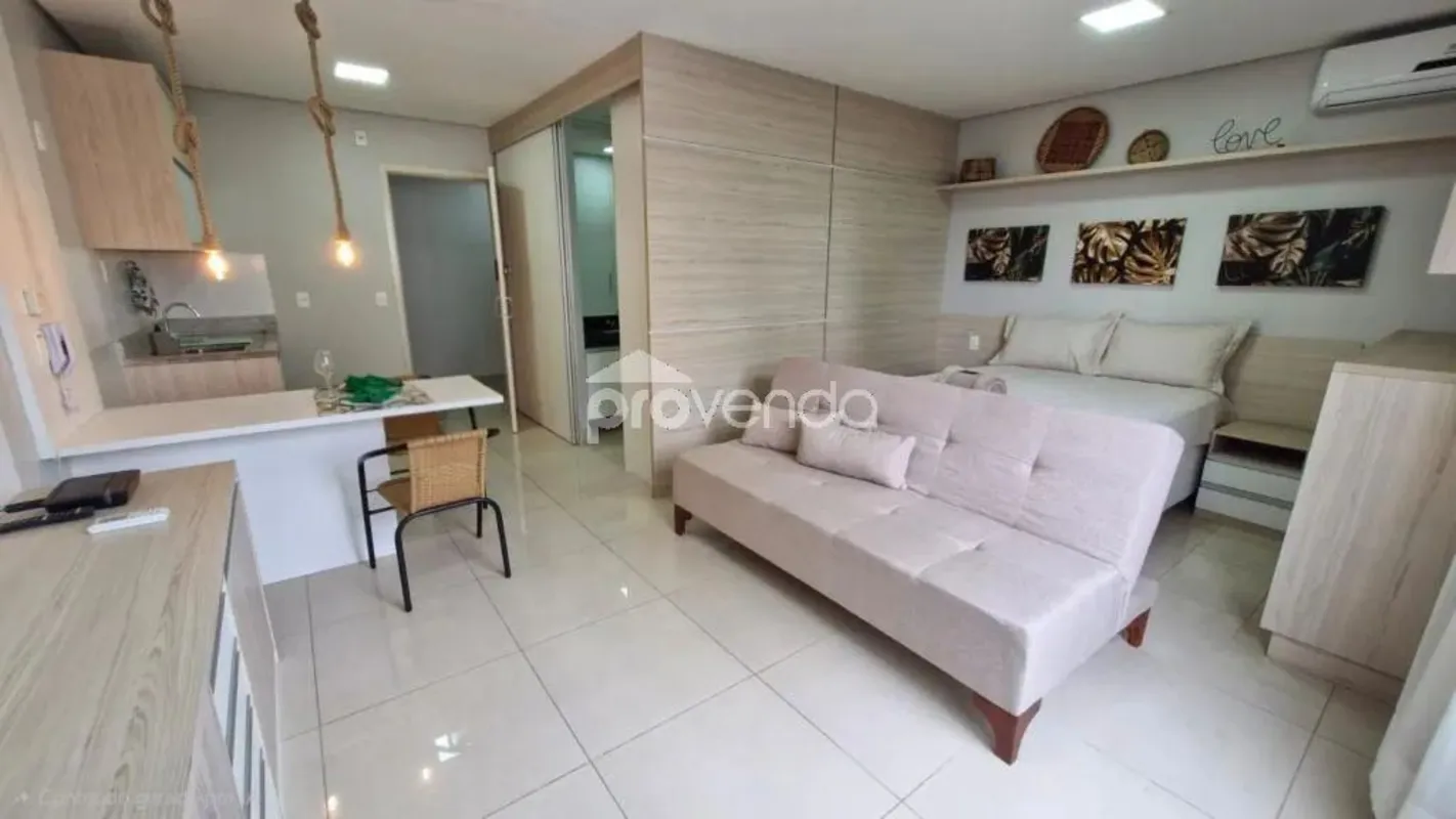 Flat mobiliado, completo em armários, muito bem decorado com 1 quarto sendo suit...