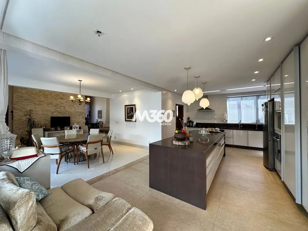 323 m² de construção 5 suítes / 2 americanas Elegância, sofisticação e conforto ...