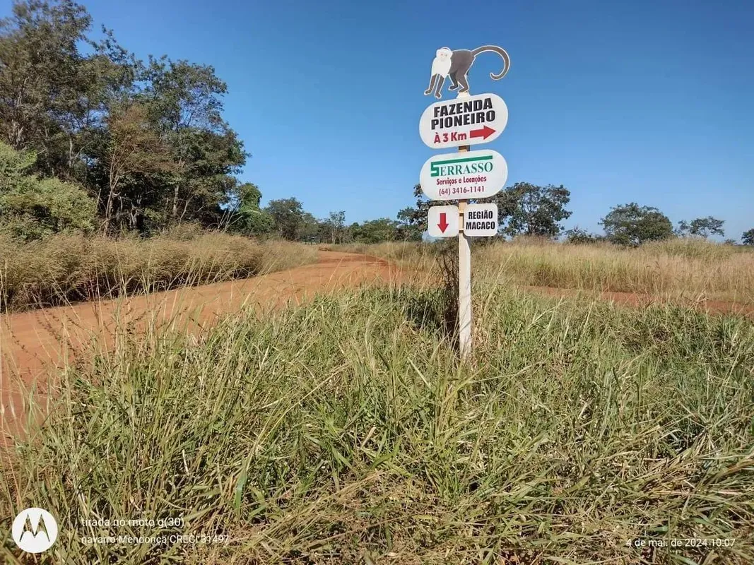 Sitio de 8 alqueires e 60 litros Município de Morrinhos GO 14 km de estrada de t...