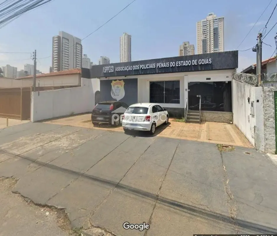 Oportunidade única no Jardim América! Esta casa alugada para escritório, com apr...