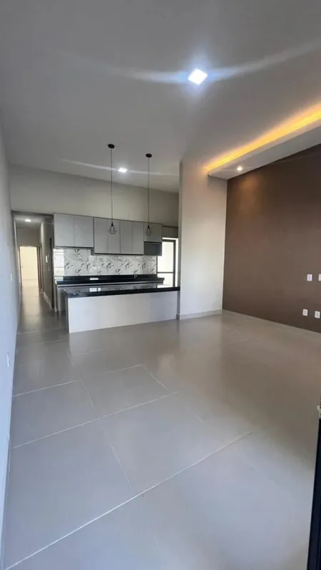 Casa Nova com Pé Direito Alto e Churrasqueira 3 Quartos (1 Suíte) 110 m² Vila Sã...