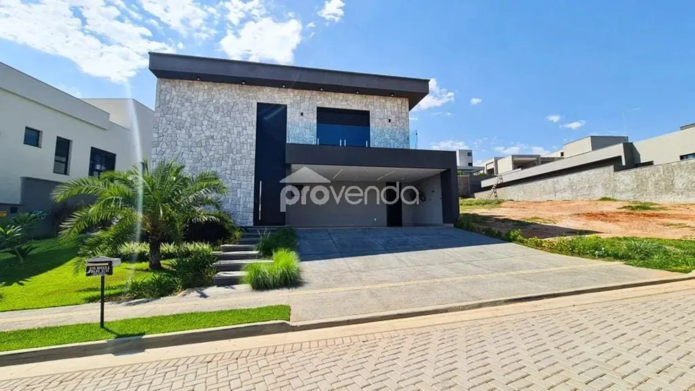 Sobrado no Condomínio Jardins Itália, localizado próximo à portaria e ideal para...