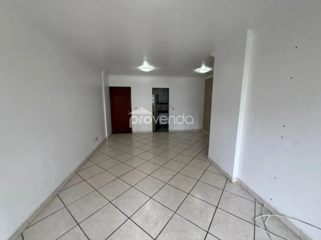 Apartamento à Venda no Residencial Praia Grande Jardim Goiás Completo em Armário...