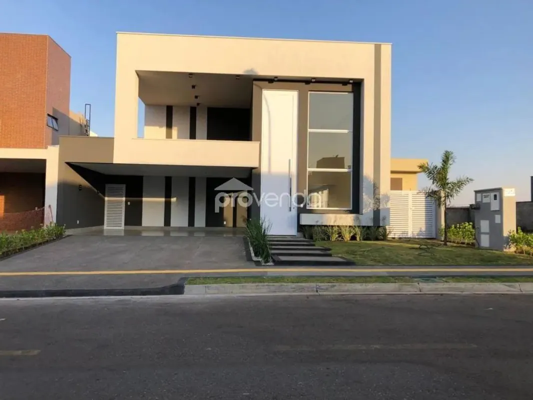 Casa Térrea de Alto Padrão no Condomínio Portal do Sol Golfe ? 4 Suítes e Lazer ...