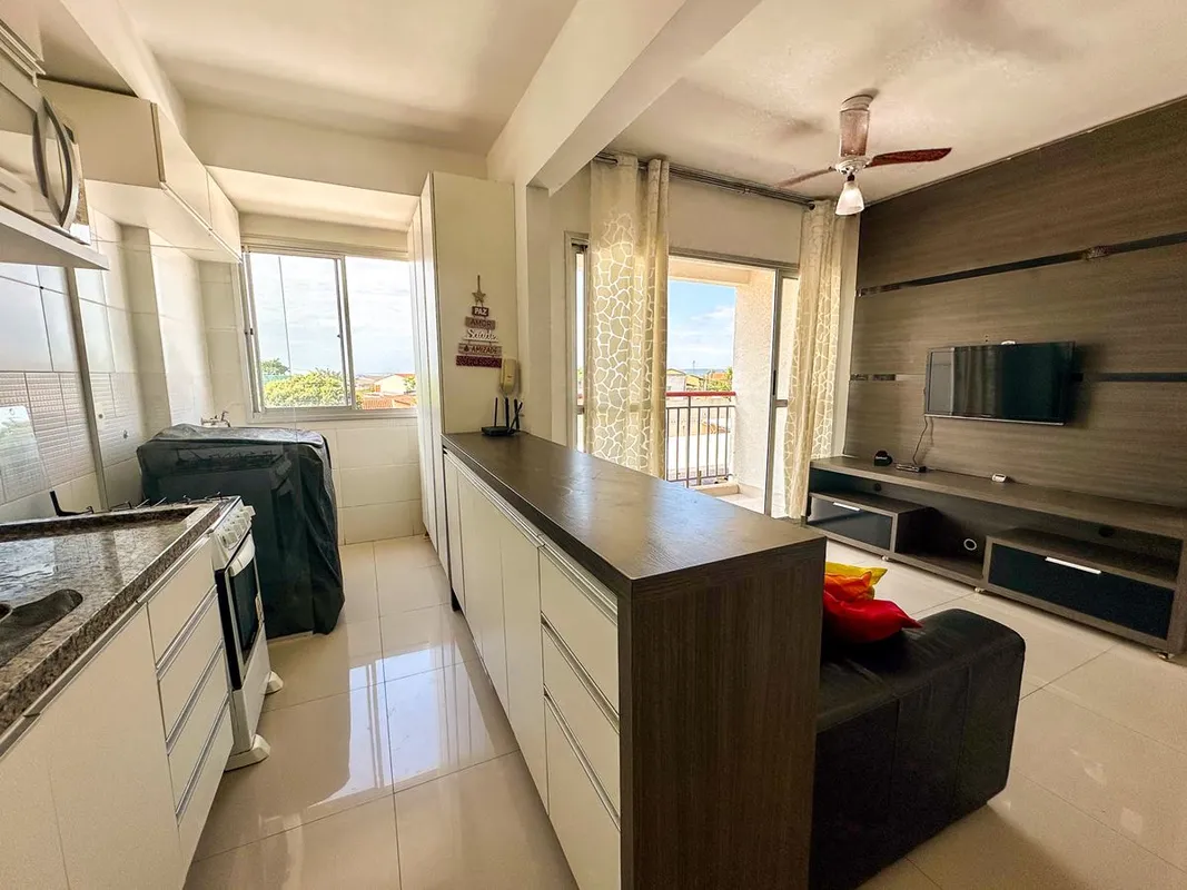 Apartamento de 56 mÂ² mobiliado com 02 quartos, sendo 01 suÃ­te, cozinha america...