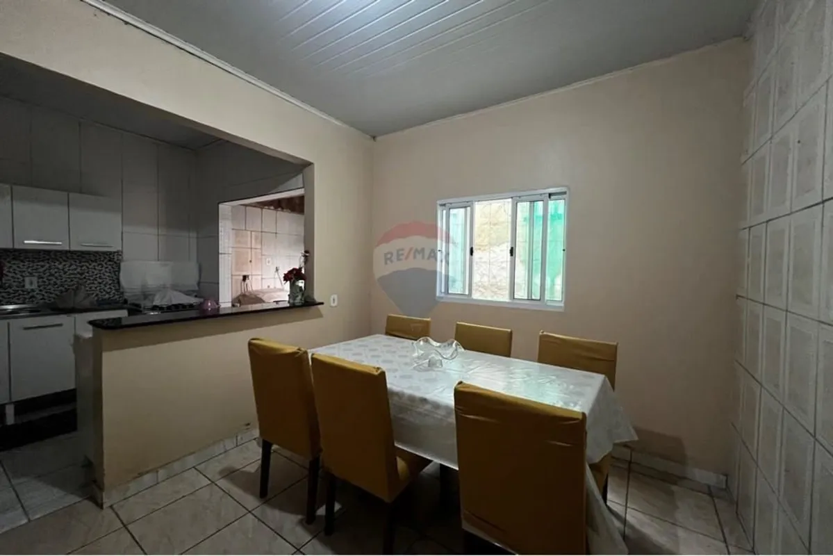 Vendo casa de dois quartos escriturada na quadra QR 502 de Samambaia Sul!Se você...