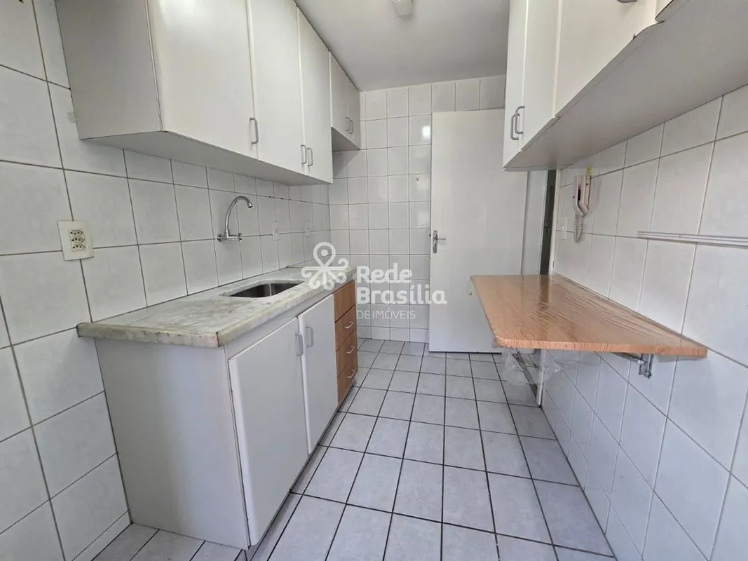 Apartamento no Lúcio Costa - 60m² e Nascente.- Sala Ampla, com varanda privativa...