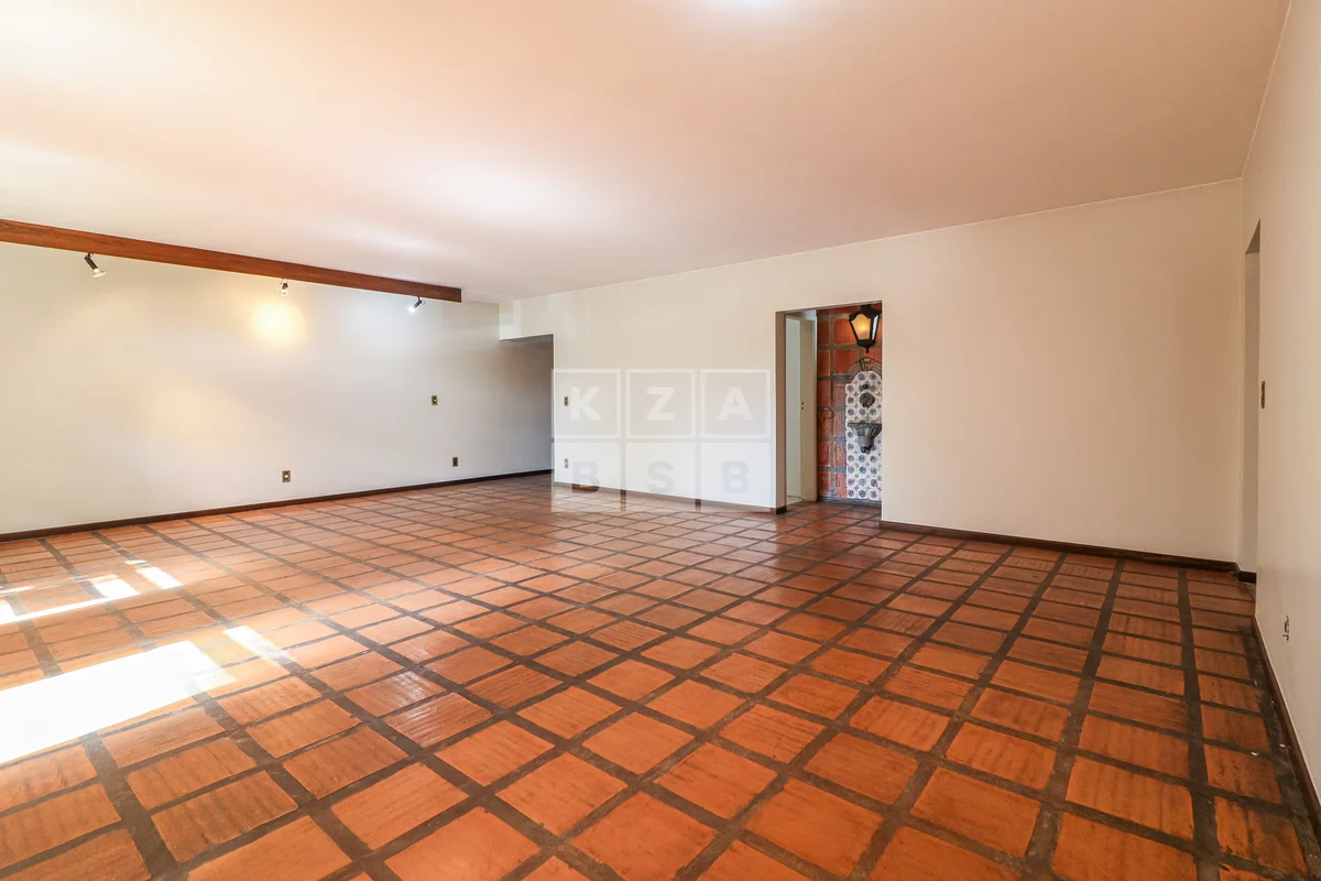 Apartamento com 197m² na Asa Sul, ideal para quem valoriza espaço, conforto e ve...