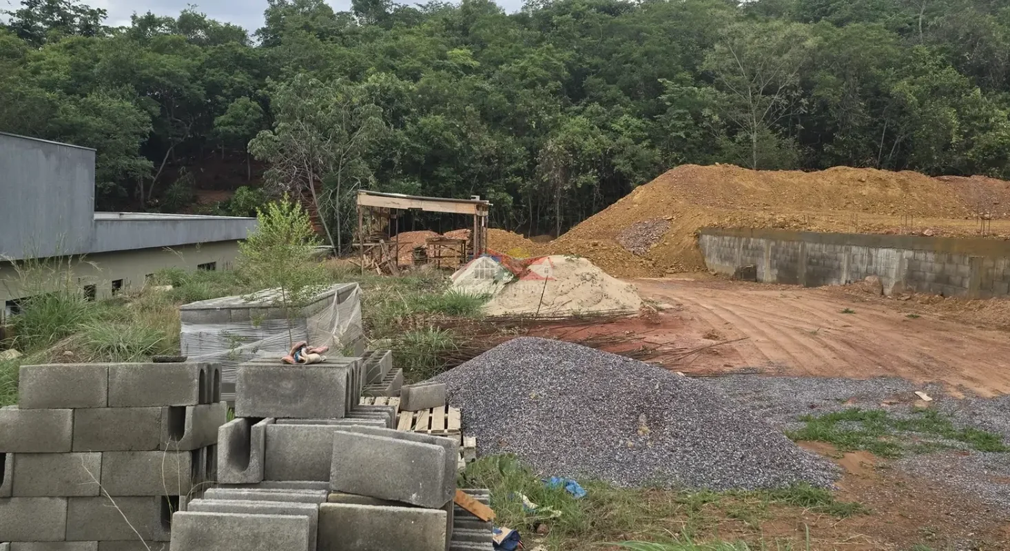 Vendo Excelente terreno, Quintas do Sol Quadra 07, Vazado - Jardim Botânico- DFT...