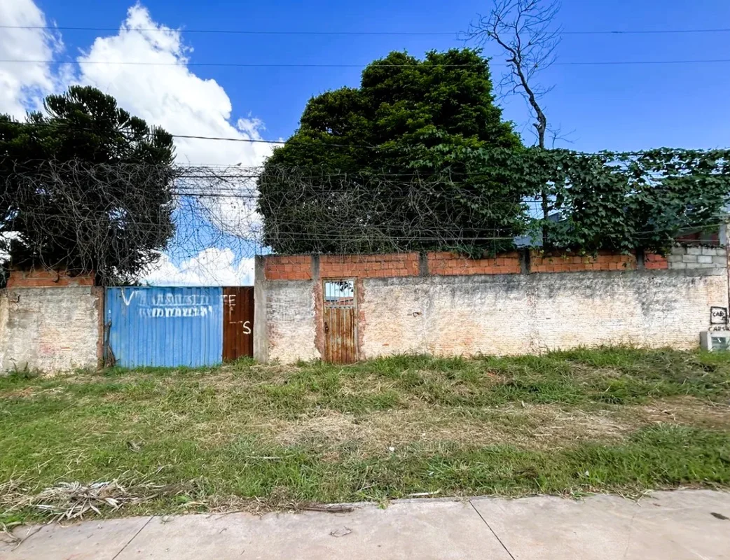 LOTE À VENDA NA RUA 03 - COLÔNIA AGRÍCOLA SAMAMBAIADescubra a oportunidade perfe...