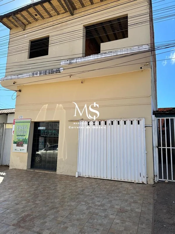 Prédio 270m2- Formosa(GO)-bairro Formosinha-INACABADOVendo prédio de três em and...