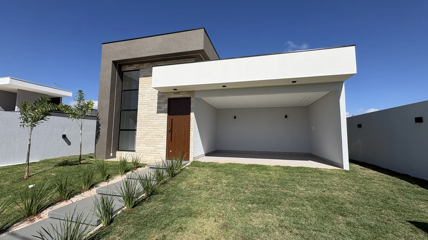 Disponível para venda! ??Agende sua visita! 61 3591-1010 ?? Madel Imobiliária ve...