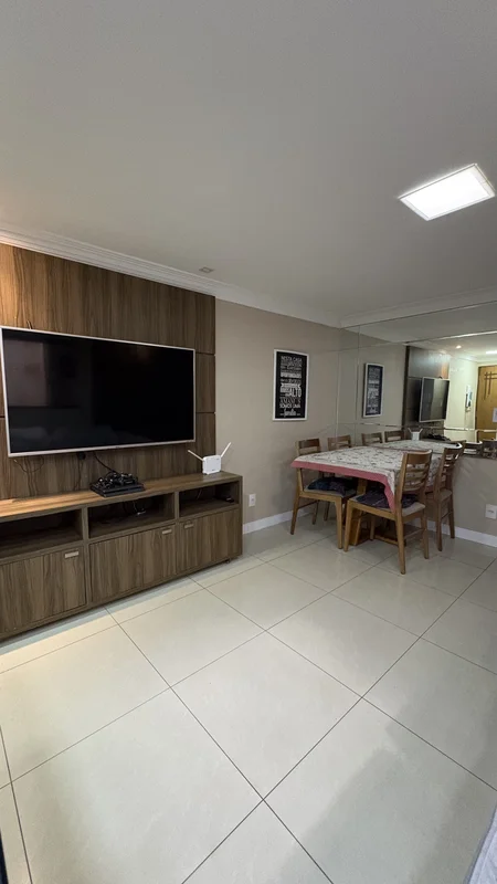 Madel Imobiliária vende apartamento na Quadra 9 de Sobradinho.DESCRIÇÃO:2 quarto...