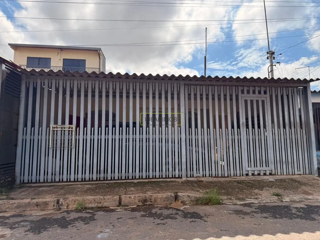 Casa de 2 quartos, terreno no 210m em Ceilandia Norte.LOCALIZAÇÃO.: facilidade d...