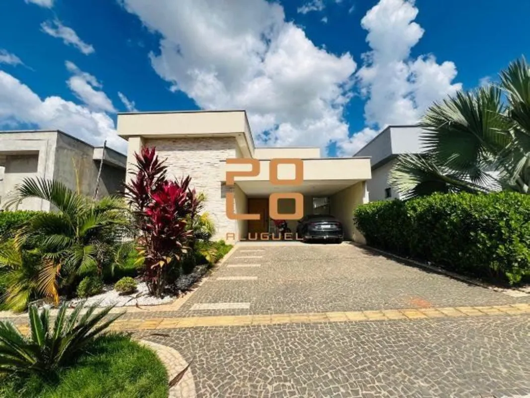 Casa para alugar no Condomínio Residencial Jardim Veneza, no Setor Jardim Veneza...