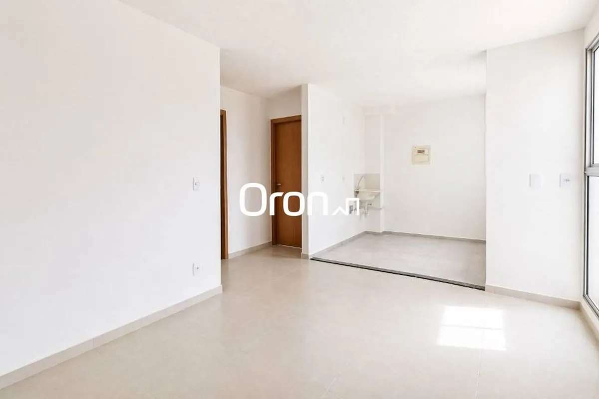 CÓDIGO DO IMÓVEL: AP7357LOCALIZAÇÃO:Próximo a GO-070.AMBIENTES:Sala de estar e j...