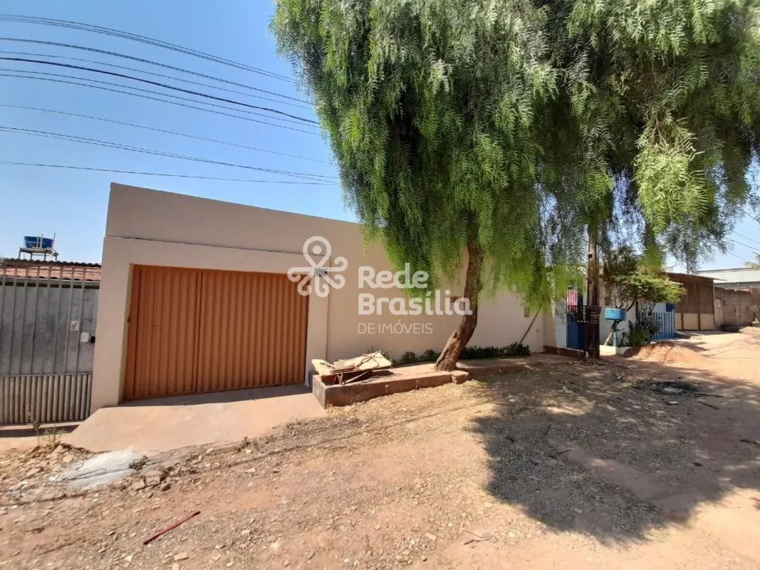 COND. Vila Basevi AR 03 Casa 85 - Núcleo Rural Lago OesteDESTAQUES: Excelente lo...