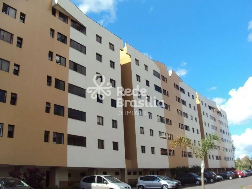 SQSW 301 BLOCO A APTO 104 ED. PORTO FÊNIX DESTAQUES: Excelente localização no Su...