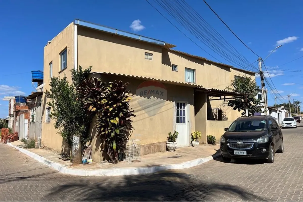 Ampla Casa em Condomínio Fechado 6 Quartos Riacho FundoApresentamos esta excelen...