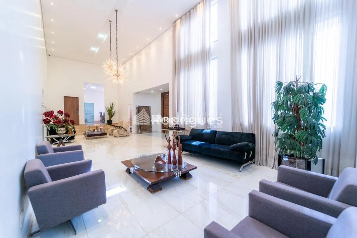 Rodrigues Imobiliária apresenta uma excelente oportunidade no Park Way ? Quadra ...