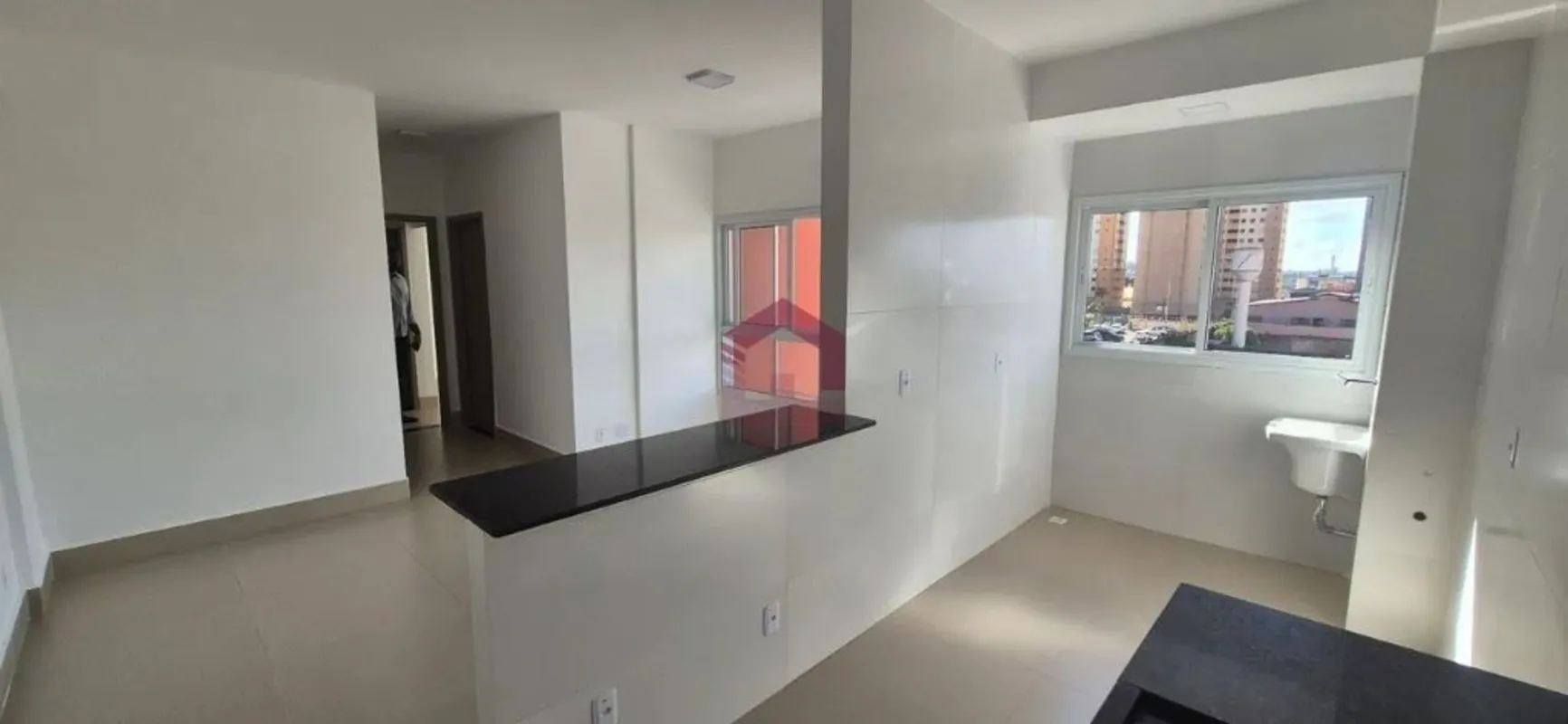 Fernandes & Coelho Imóveis apresenta um excelente apartamento de 60m² na QI 416,...