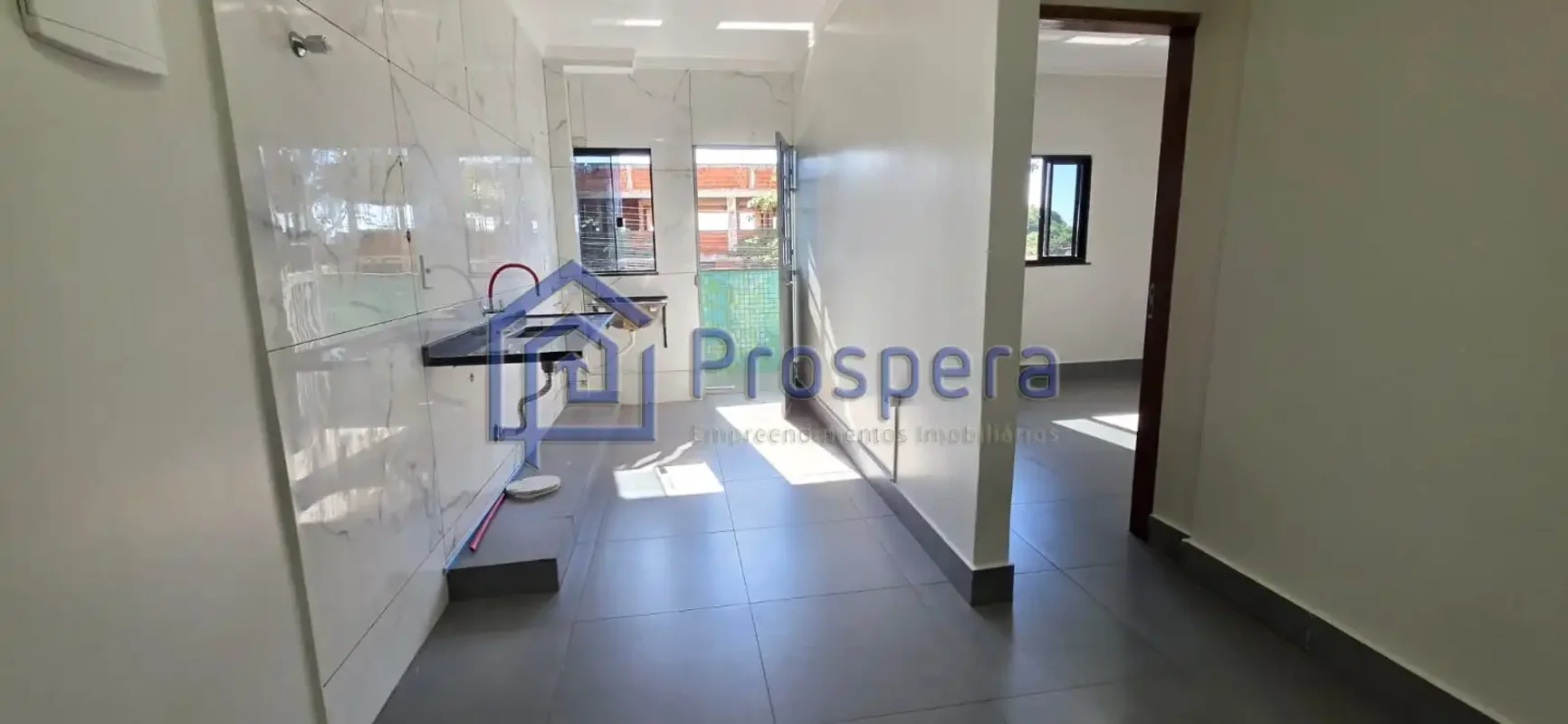 Aluga-se excelente apartamento na QN 05 Conjunto 4 Lote 44, ótima oportunidade p...