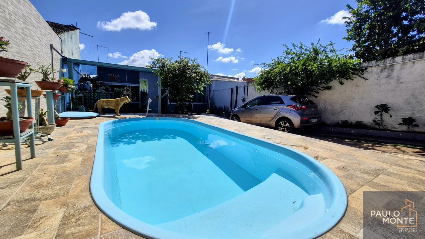 Casa aconchegante com piscina aquecida em lote de 400m² – QSC 19 Taguatinga SulC...