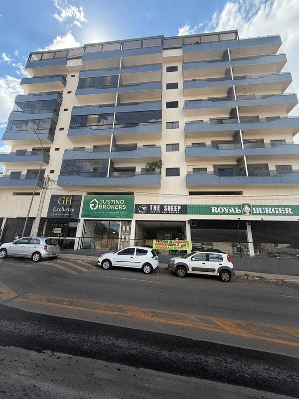 Dalmir imóveis vende-Se(61)983046941Descubra um apartamento aconchegante e bem l...