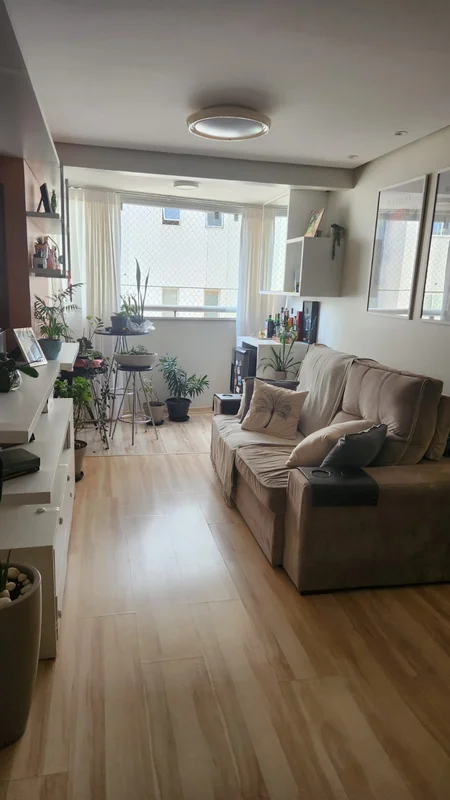 OPORTUNIDADE DE NEGÓCIO APARTAMENTO COM 84M² ÚTEIS ARMÁRIOS PLANEJADOS DE EXCELE...