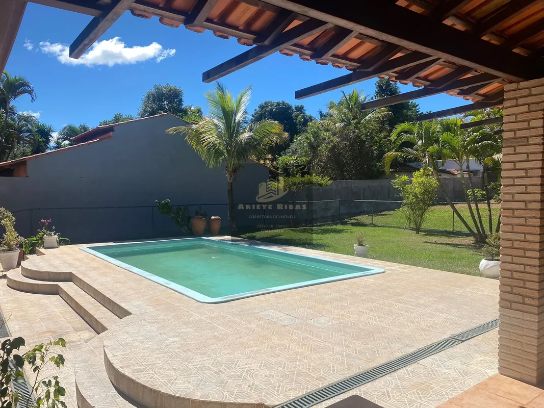 LOCAÇÃO LAGO SUL - SHIS 29 - CASA TÉRREA COM PISCINA E JARDIMExcelente casa térr...