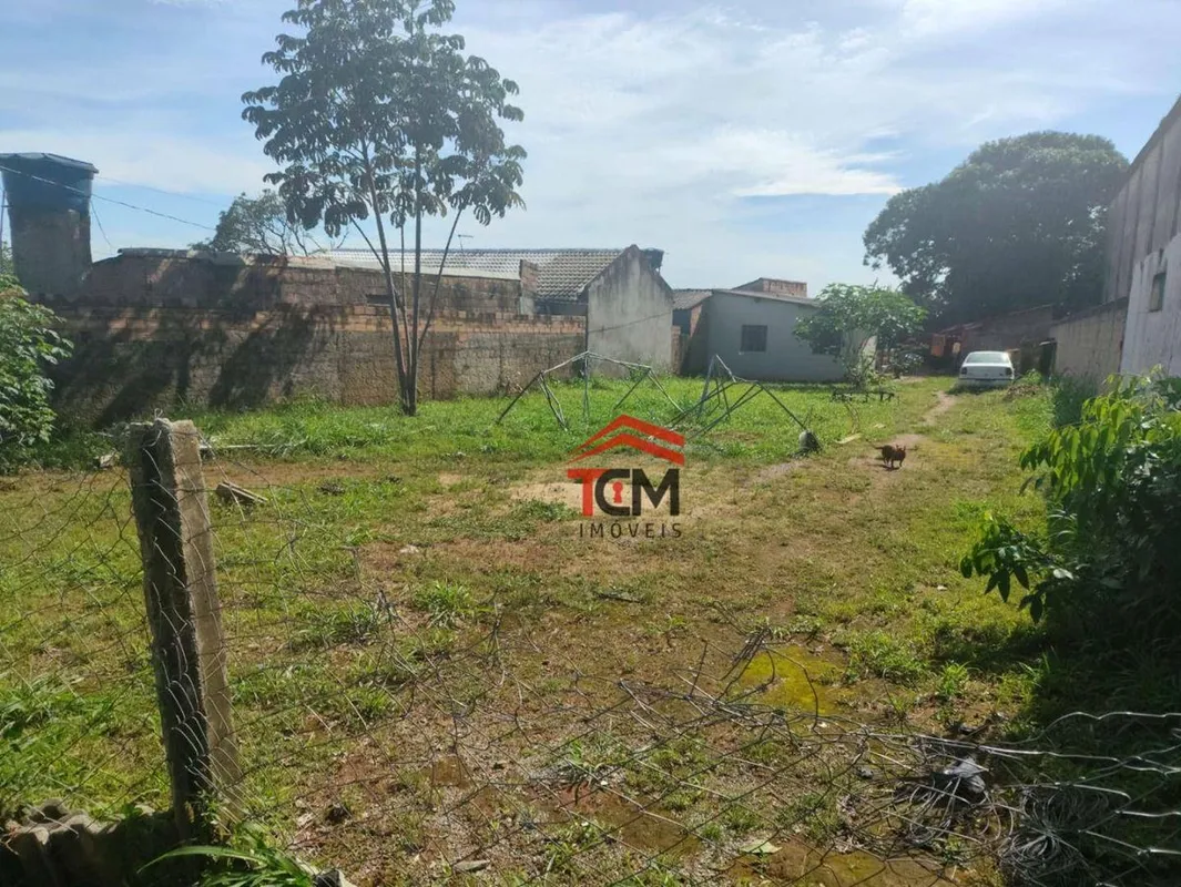 Terreno com 768 m², localizado no Setor Garavelo, em Aparecida de Goiânia.O lote...