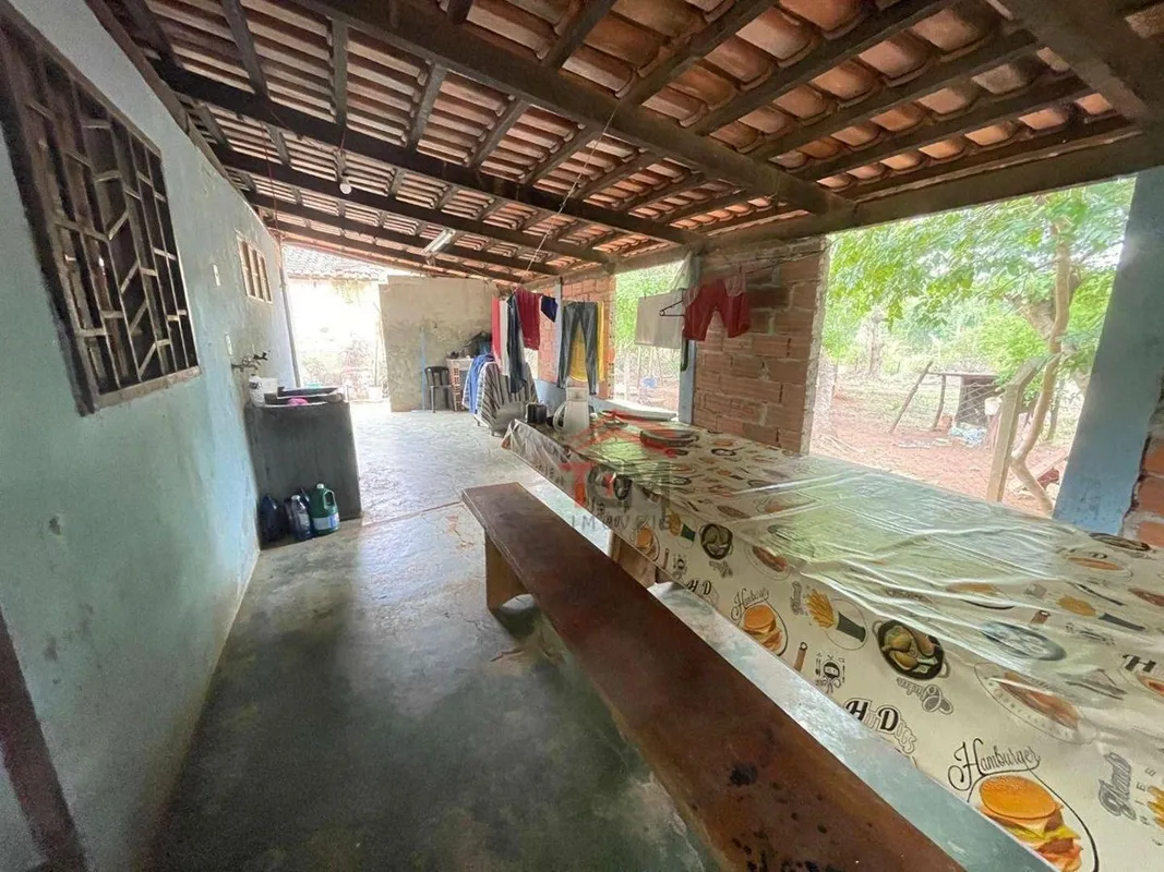 Chácara 14277,50 m² dentro da cidade2 suítes sala e cozinha, churrasqueira e pis...
