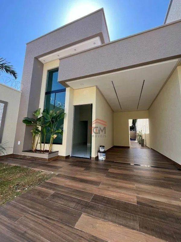 Casa residencial com projeto moderno e acabamento diferenciado, localizada no Ja...