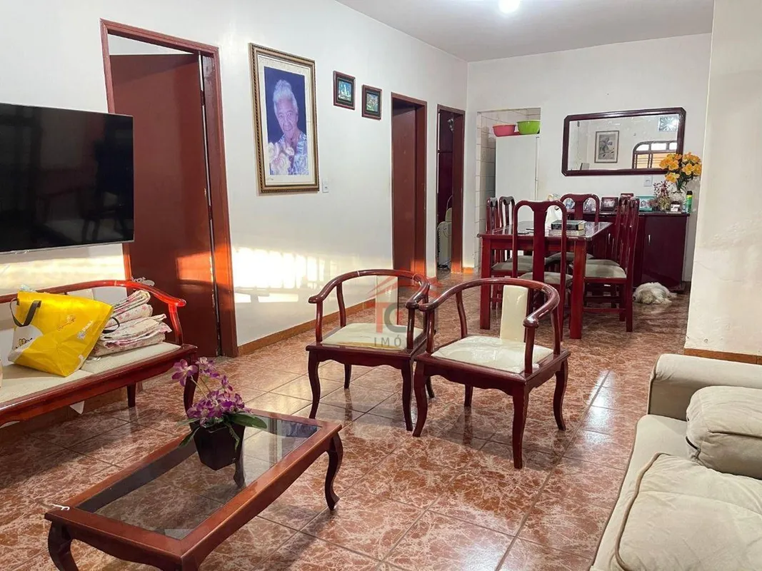 Casa 3 quartos sendo 1 suíte Setor Negrão de LimaGaragem para 3 carrossala grand...