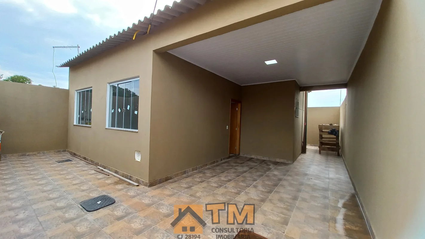 TM CONSULTORIA IMOBILIÁRIAVENDE;Excelente Casa com 2 Quartos, NOVA, MODERNA, B. ...