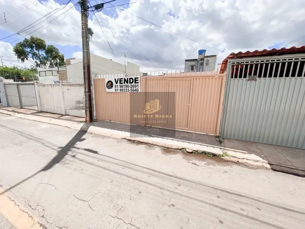 OPORTUNIDADE NO CRUZEIRO VELHO – SRES QUADRA 2 - ACEITA PERMUTACasa à venda com ...
