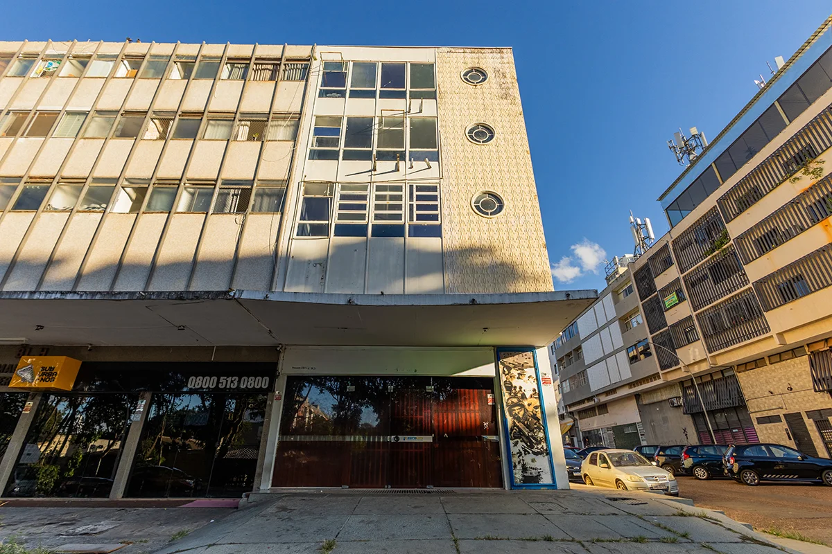 OPORTUNIDADE RARA NA ASA NORTE | PRÉDIO DE CANTO NA SCRN 708/709Se você procura ...