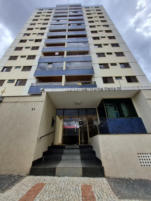 DescriçãoApartamento 3 Quartos (1 Suíte) – Sol da Manhã e 2 Vagas ParalelasOport...