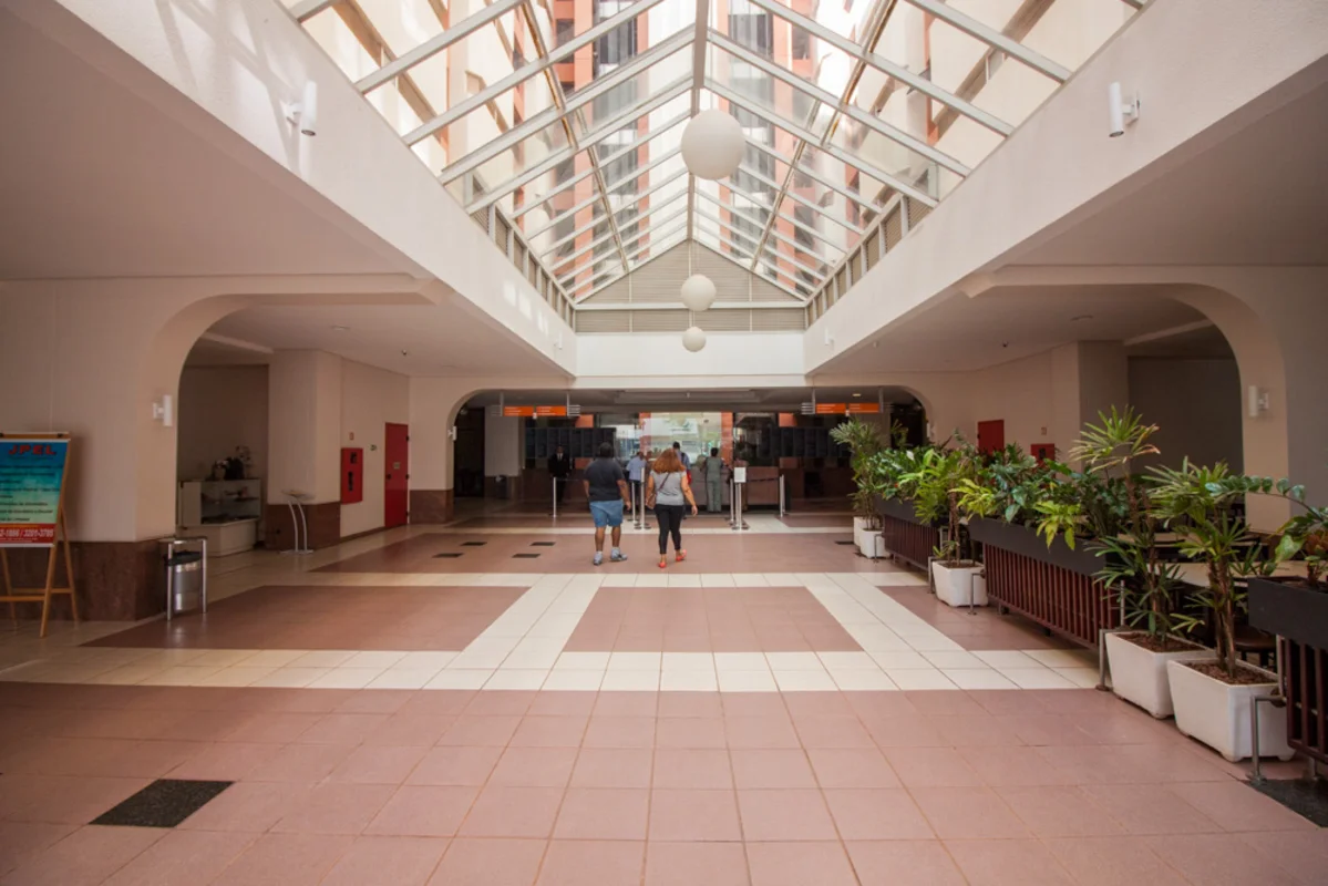 Sala comercial com 33m², vaga de garagem, nascenteSituada na prestigiosa Asa Nor...