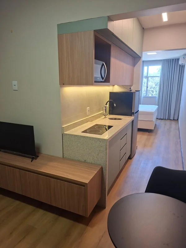 QMSW 04 - RESIDENCIAL MONTE OLIMPO, ELEVADOR, grande com 33 m² privativos, divid...