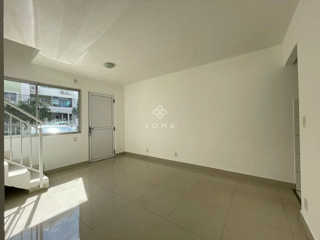 ARACTERÍSTICAS DO IMÓVEL: - 01 Sala ampla. - 01 Cozinha. - 02 Quartos - 01 Banhe...