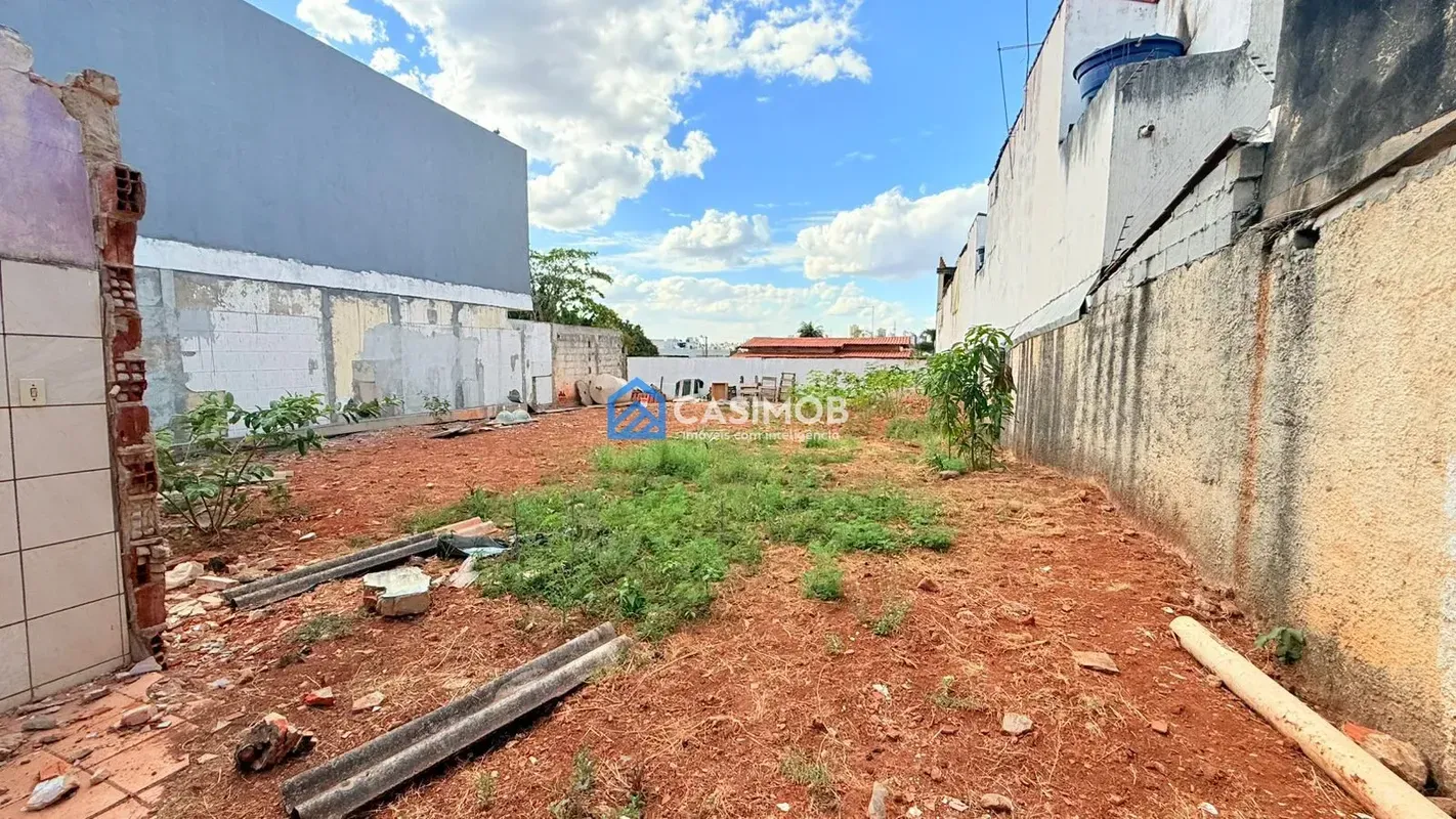 Casa do Imóvel VendeATENÇÃO!!Casa do Imóvel Vende Ótimo Lote com área total de 3...